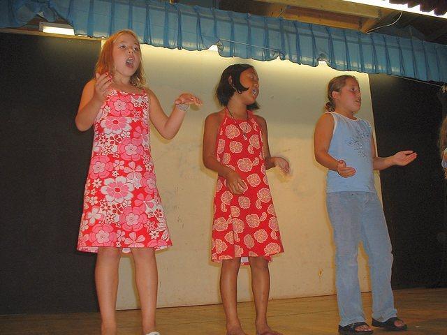 2003 NA-SHO-PA PICTURES 1029