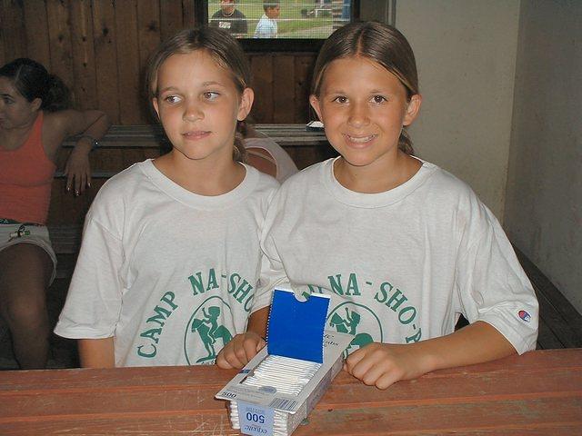 2003 NA-SHO-PA PICTURES 1077