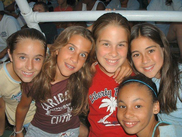 2003 NA-SHO-PA PICTURES 1376