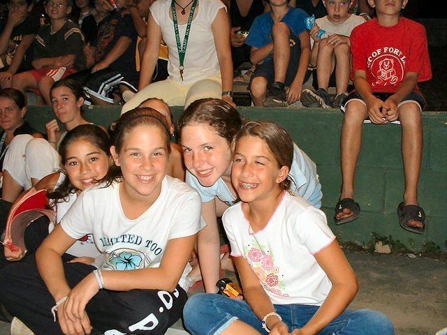 2003 NA-SHO-PA PICTURES 1570