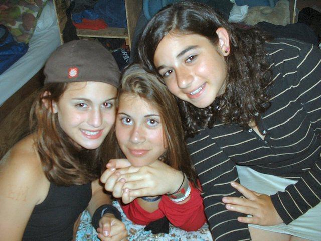 2003 NA-SHO-PA PICTURES 2074