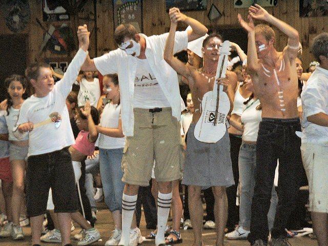2003 NA-SHO-PA PICTURES 940