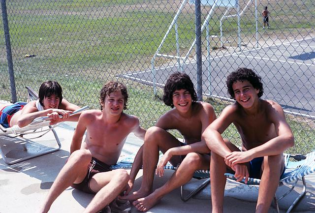 09 22298 1970s NSP Kroll d047