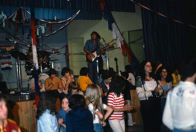 11 22298 1970s NSP Kroll a037