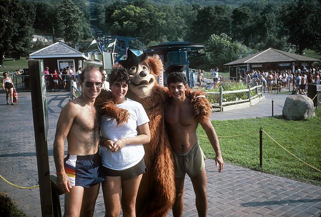 17 22298 1970s NSP Kroll b015