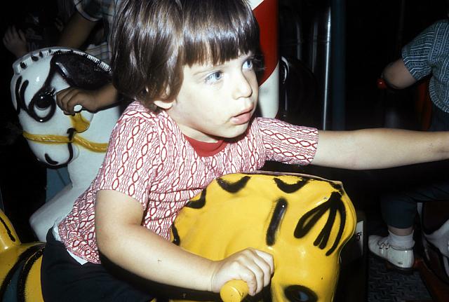 08 22298 1970s 02 Kroll Family e005