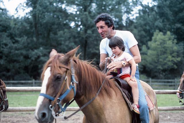 08 22298 1970s 02 Kroll Family e024