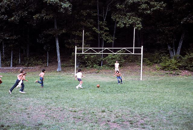 09 22298 1970s 02 Kroll Family a034