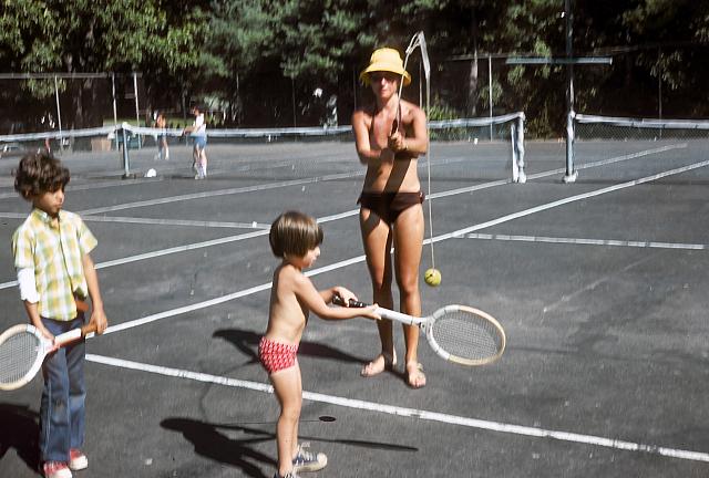 10 22298 1970s 02 Kroll Family c020