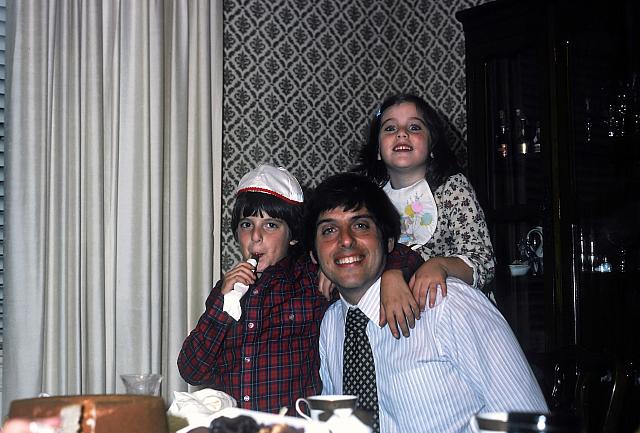 10 22298 1970s 02 Kroll Family c023
