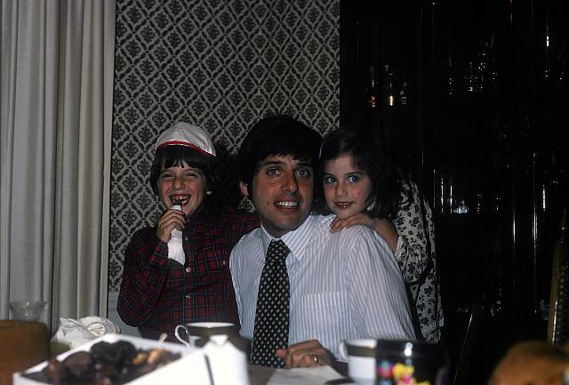11 22298 1970s Kroll Family b019