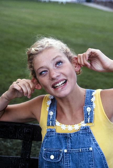 11 22298 1970s Kroll Family b035