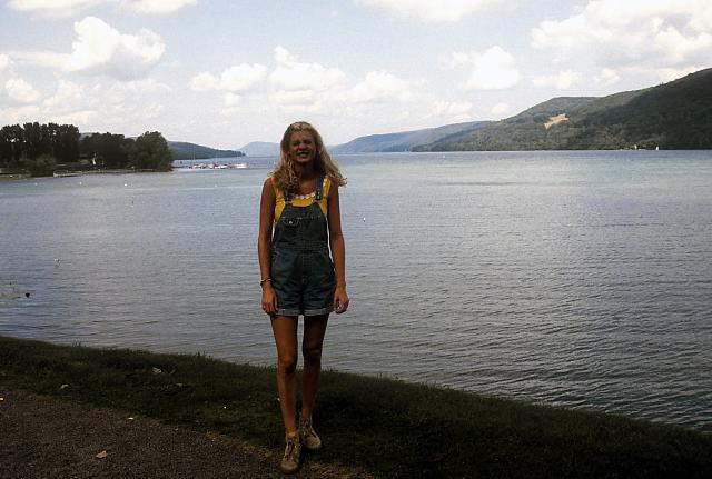 11 22298 1970s Kroll Family b041