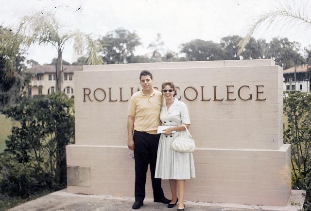13 22298 1970s Kroll Family d021