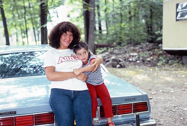 14 22298 1970s 02 Kroll Family e012