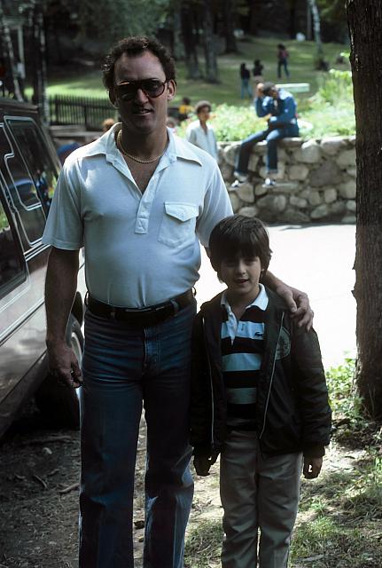 14 22298 1970s 02 Kroll Family e017