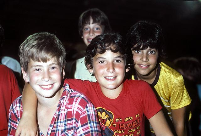 14 22298 1970s 02 Kroll Family e028