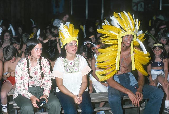 15 22298 1970s Kroll Family b018
