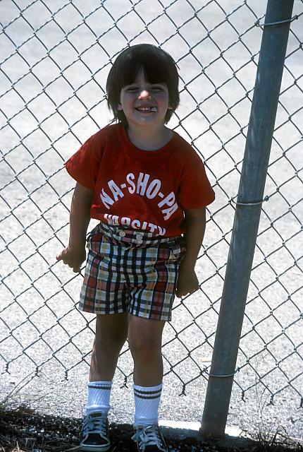 15 22298 1970s Kroll Family b030