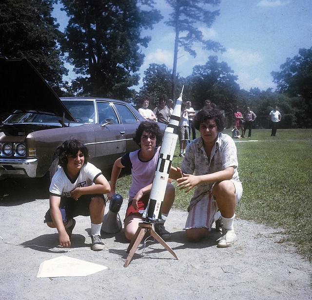 15 22298 1970s Kroll Family b044