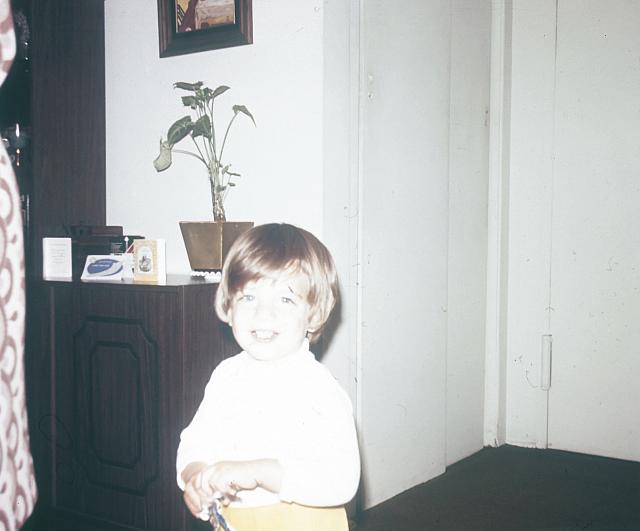 16 22298 1970s 02 Kroll Family c022