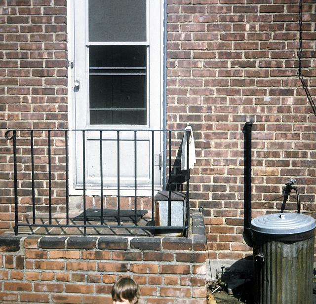 16 22298 1970s 02 Kroll Family c034