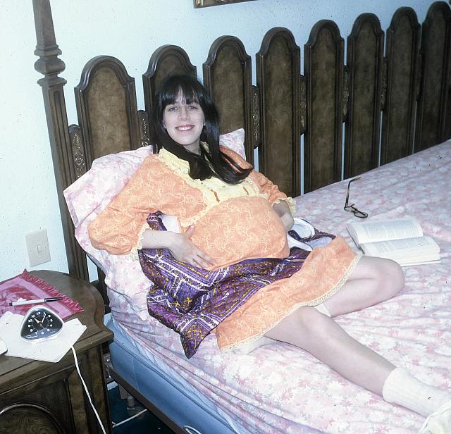 16 22298 1970s 02 Kroll Family c036