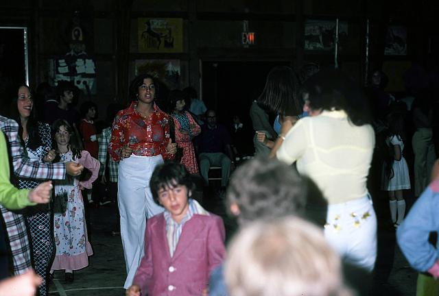 17 22298 1970s 02 Kroll Family a048