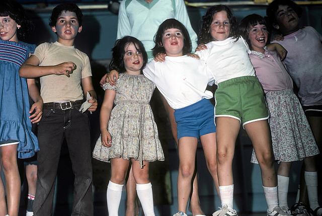 18 22298 1970s 02 Kroll Family e017