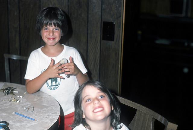 18 22298 1970s 02 Kroll Family e026