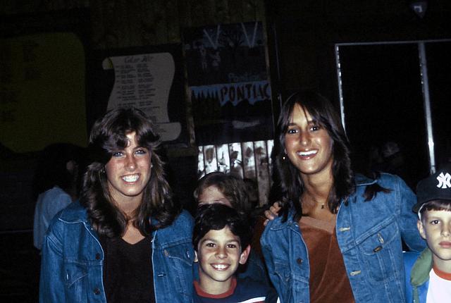 18 22298 1970s 02 Kroll Family e034