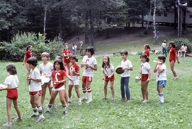 18 22298 1970s 02 Kroll Family e043