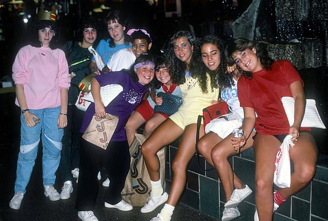 07 22298 1980s NSP Kroll b031