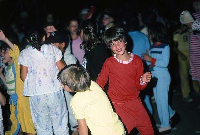 12 22298 1980s NSP Kroll a025