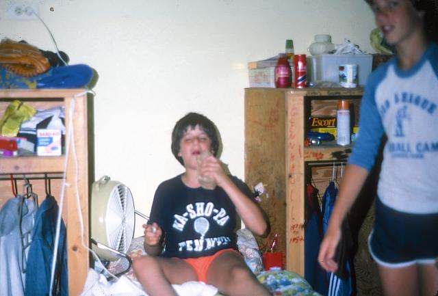 14 22298 1980s NSP Kroll b054