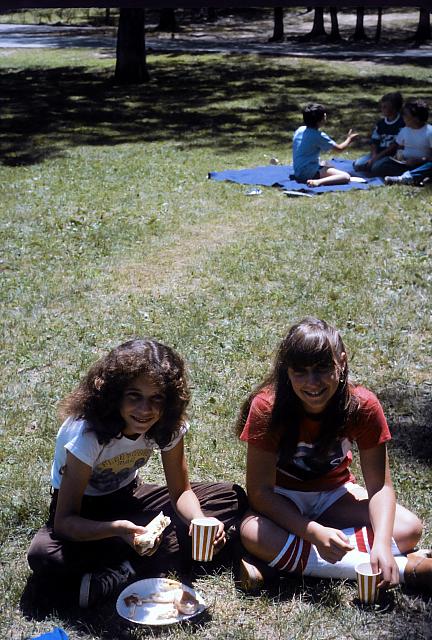 16 22298 1980s NSP Kroll d011