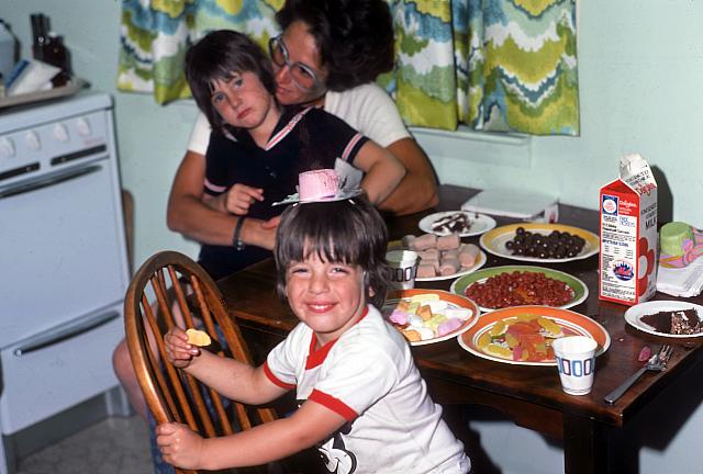 36 22298 Kroll Family Shots e015