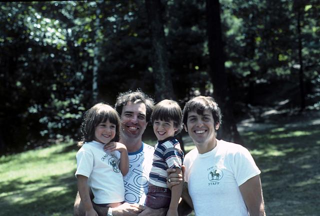 40 22298 Kroll Family Shots c044