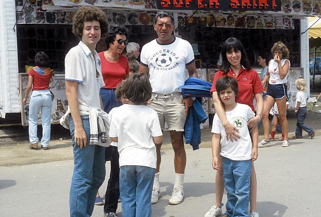 42 22298 Kroll Family Shots b026