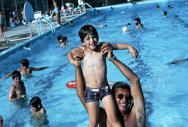 44 22298 Kroll Family Shots q028