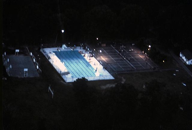 24 22298 1969 Pool Construction g002