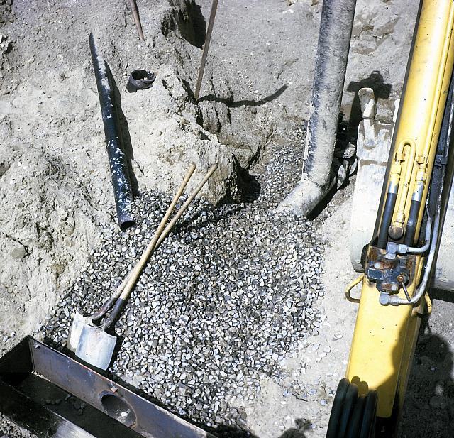 24 22298 1969 Pool Construction g007