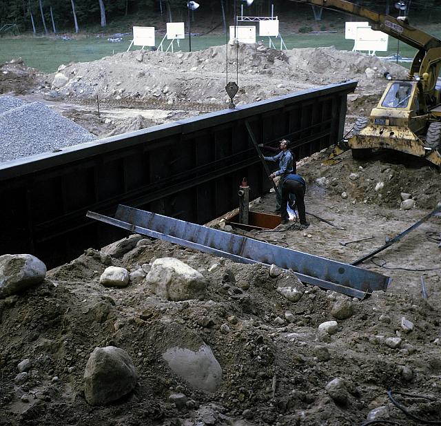 24 22298 1969 Pool Construction g019