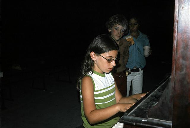28 22298 1970s NASHOPA g042