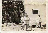 img073