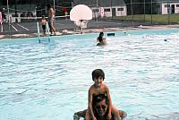 08 22298 1970s 02 Kroll Family e012