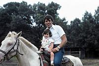 08 22298 1970s 02 Kroll Family e021