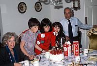 12 22298 1970s Kroll Family d031