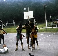 15 22298 1970s Kroll Family b042
