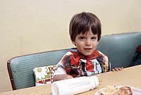 16 22298 1970s 02 Kroll Family c011